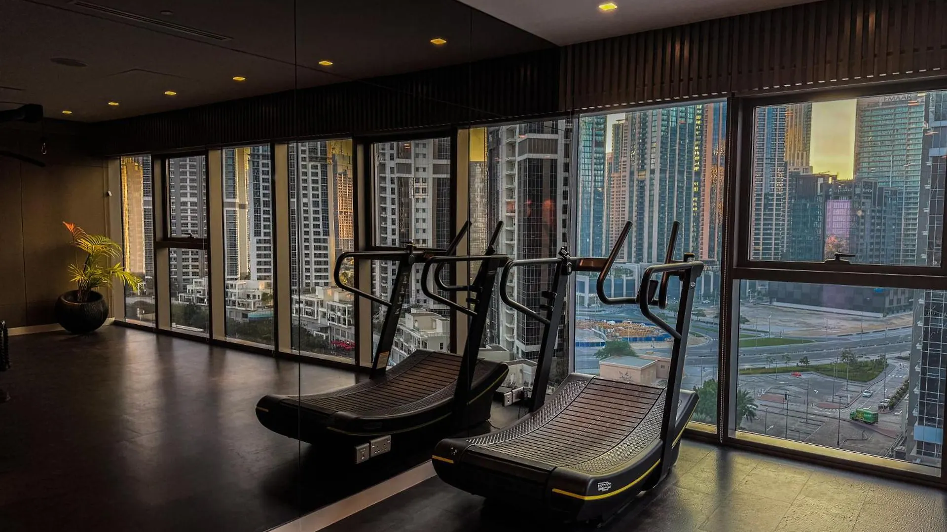 Hausreserv At Paramount Midtown Hotel - Infinity Pool With Burj Khalifa View - Luxury Apartments Dubái